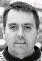 BJARNI V. HALLDÓRSSON